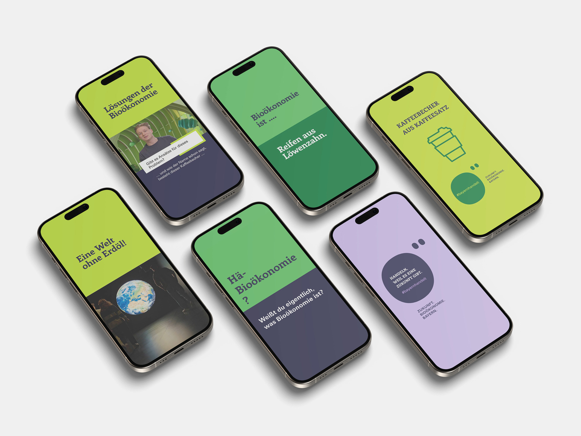 Das Bild zeigt einen Gärtner, der in einem Gewächshaus mit einer Gießkanne Pflanzen bewässert, während er zwischen grünen Reihen von Gemüse steht.